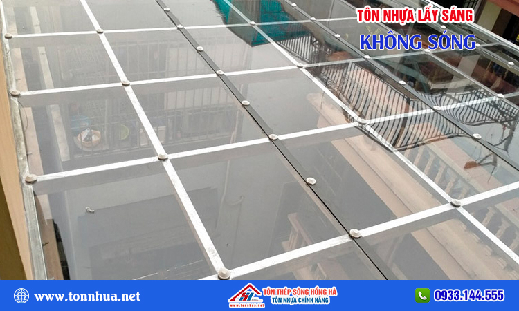Tôn nhựa lấy sáng không sóng
