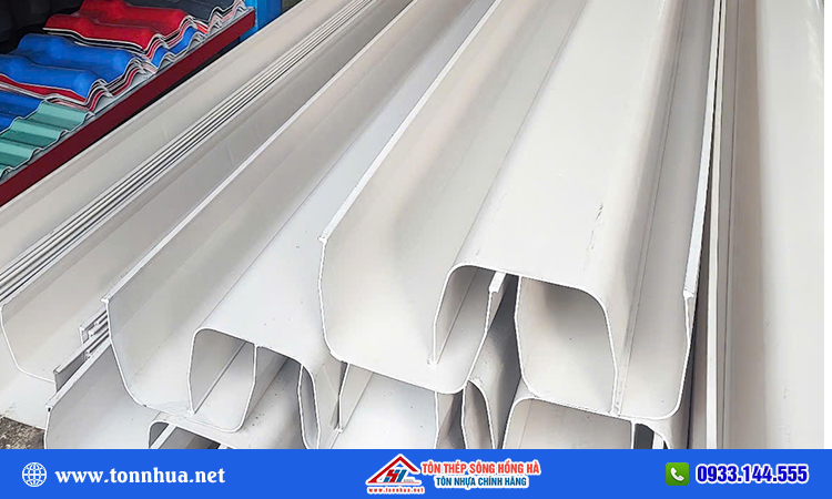 Máng xối vuông 205