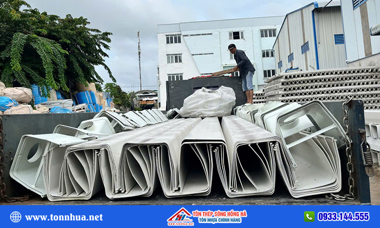 Máng xối vuông 270