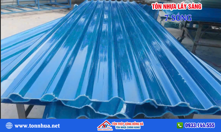 Tôn nhựa lấy sáng 7 sóng
