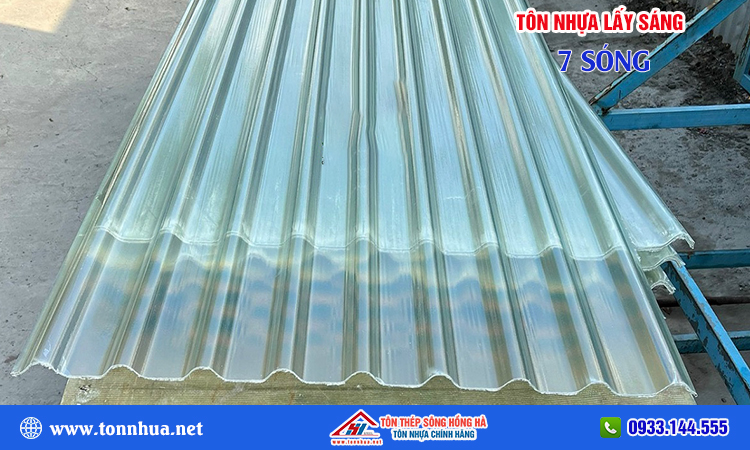 Tôn nhựa lấy sáng 7 sóng