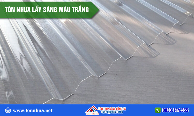 Tôn nhựa lấy sáng màu trắng
